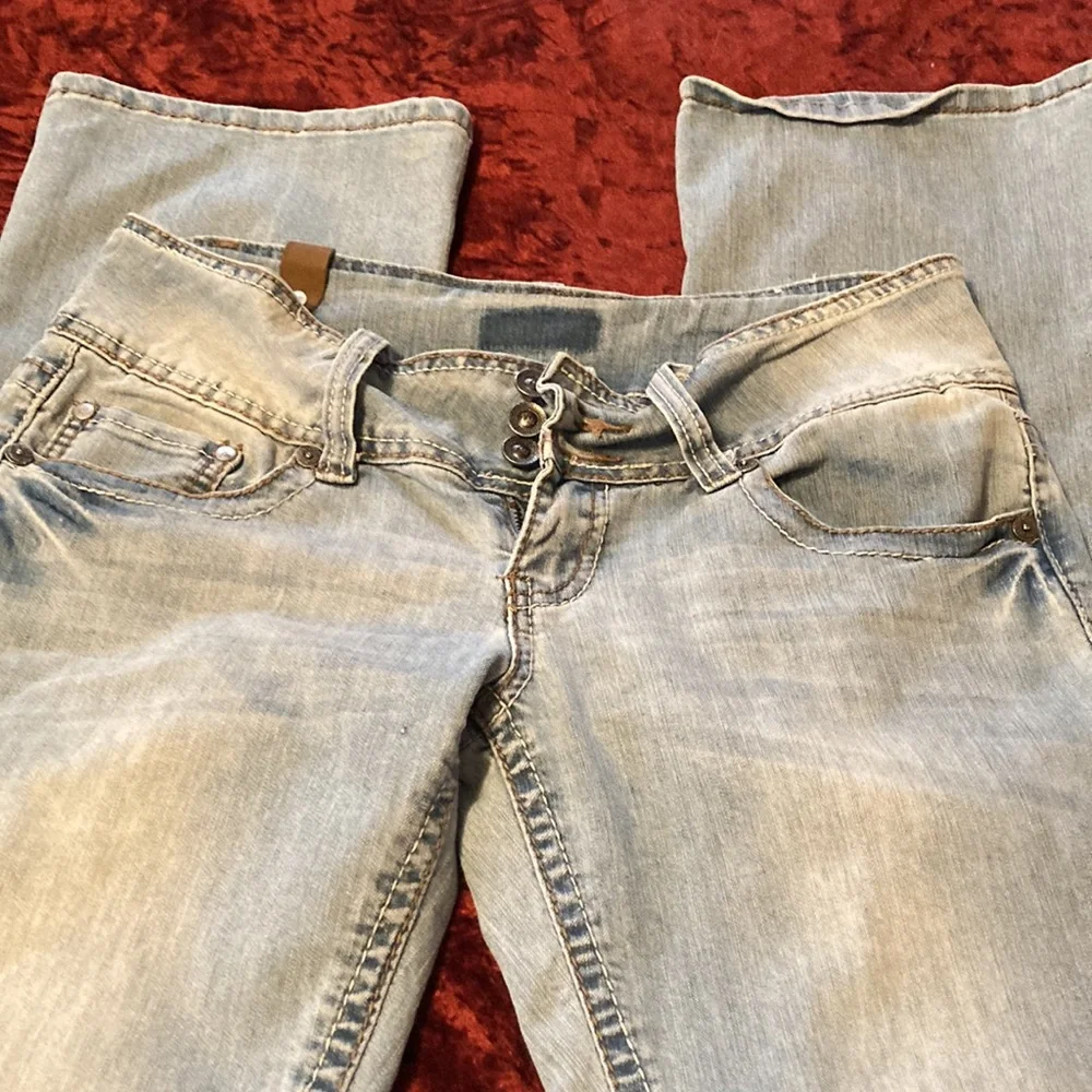 YMI Low Rise Jeans - Picture 2 of 2
